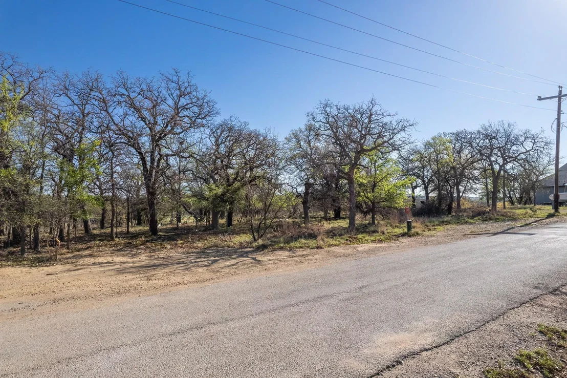 Photo of TBD Lot 1038 Oak Point Drive