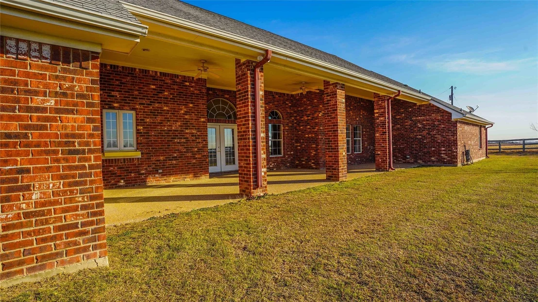 Photo of 1041 Clarence Road