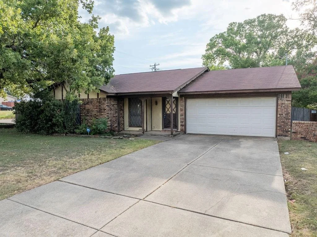 Photo of 700 Del Mar Lane
