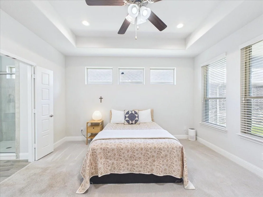 Photo of 916 Boardwalk Way