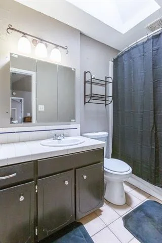 Photo of 725 Tabard Trail
