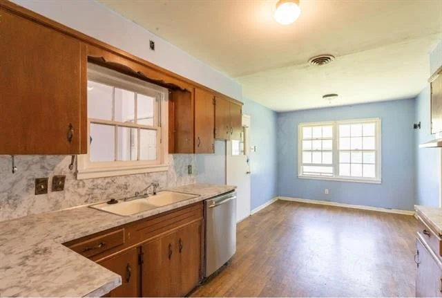 Photo of 2549 Madison Avenue