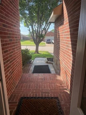 Photo of 704 Windflower Drive
