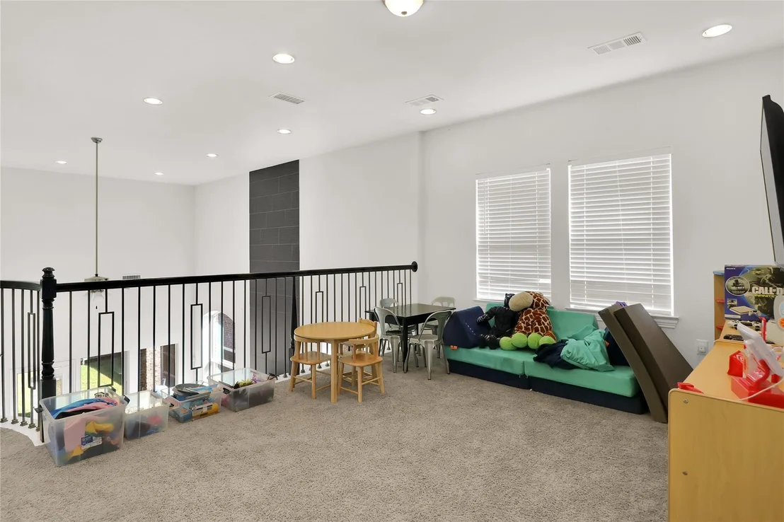 Photo of 4209 Whispering Willow Way