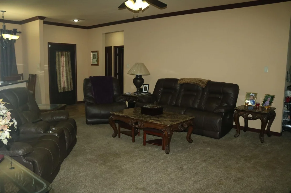 Photo of 1055 Chartres