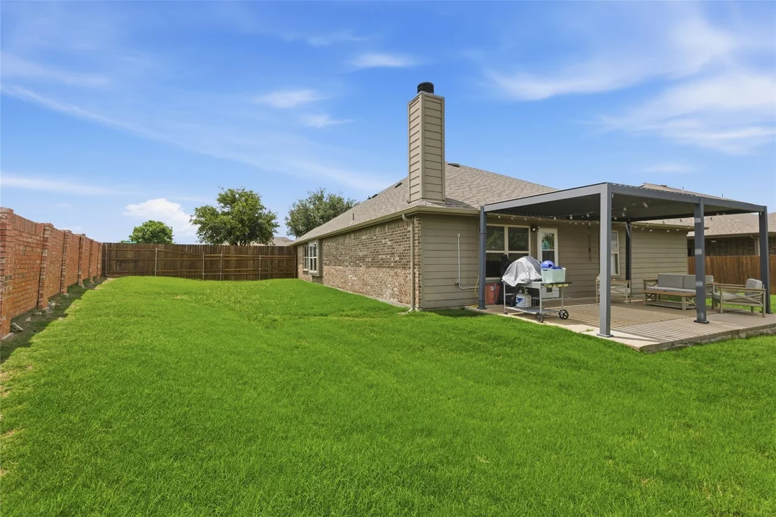 Photo of 800 Silverthorne Drive