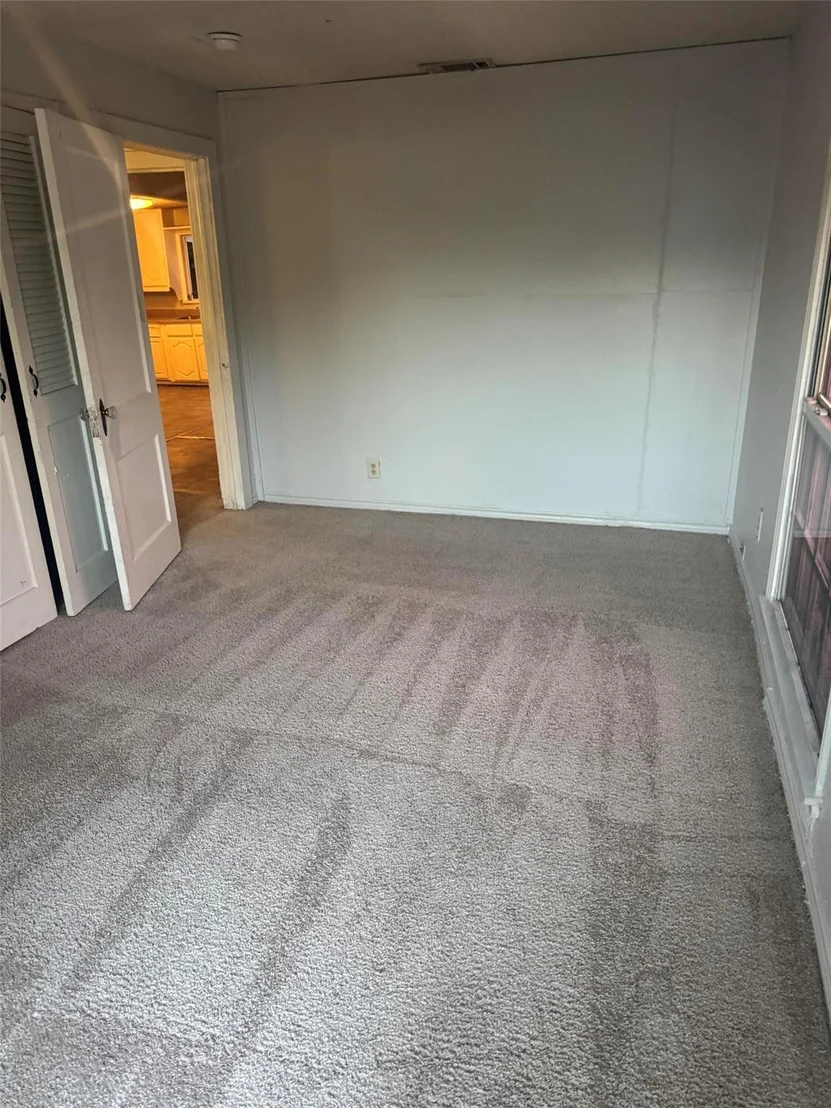 Photo of 803 N Joe Wilson Road