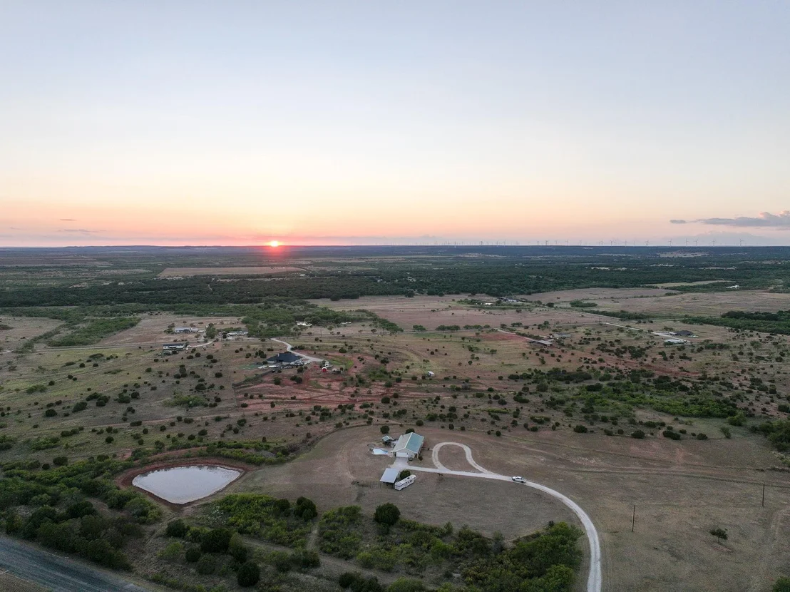 Photo of 6942 US Highway 83