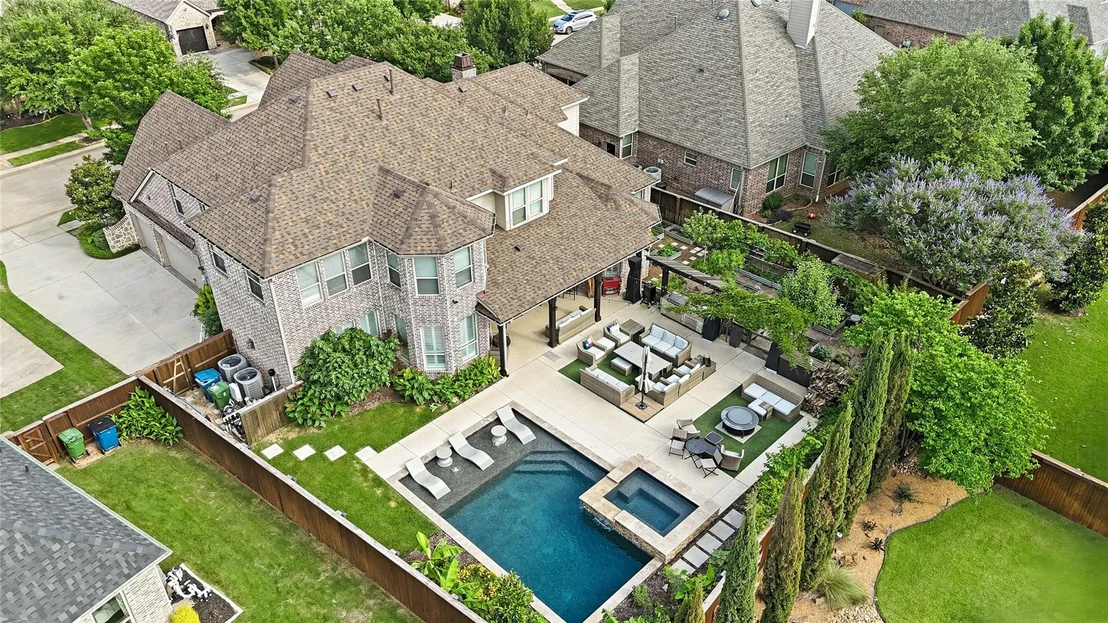 Photo of 9031 Cedar Ridge