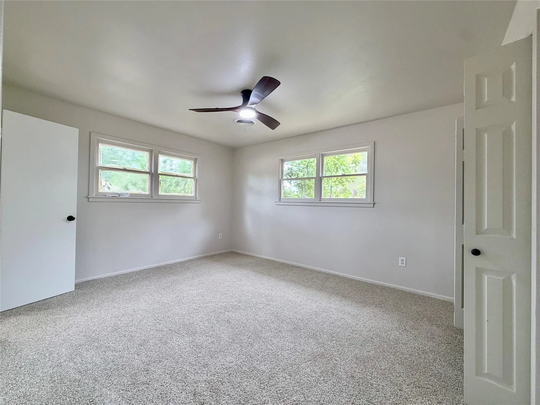 Photo of 2248 Crescent Drive
