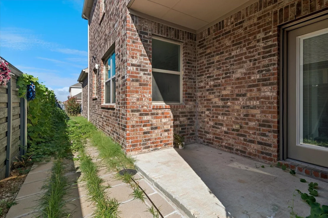 Photo of 6012 Dandelion Drive