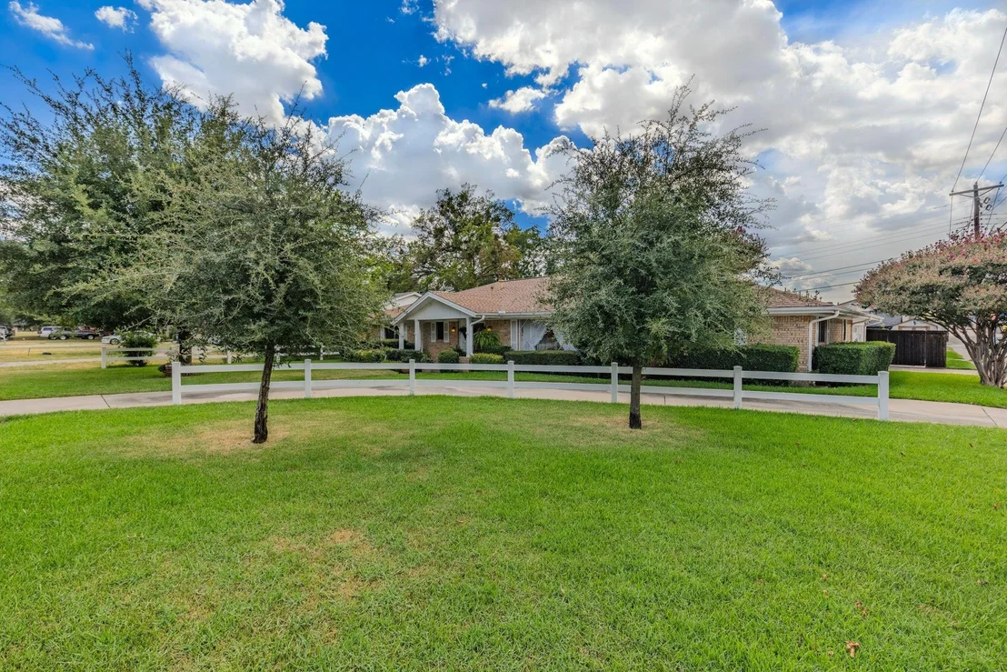 Photo of 6400 Chapman Drive