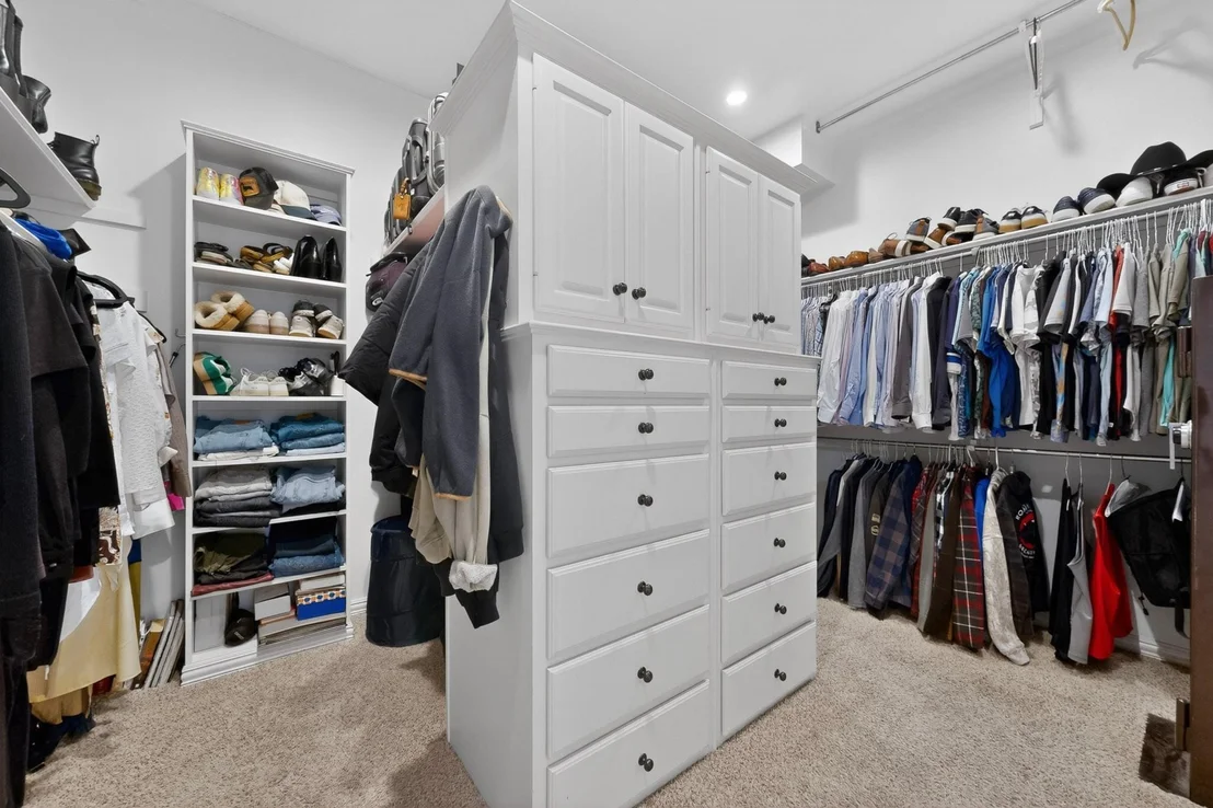 Photo of 5700 Walden Drive