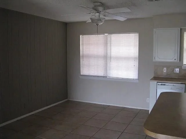 Photo of 4004 Vicky Street