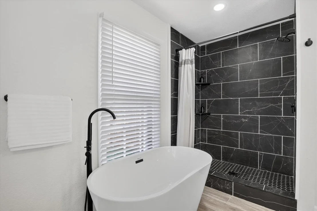 Photo of 1204 Loma Alta Place