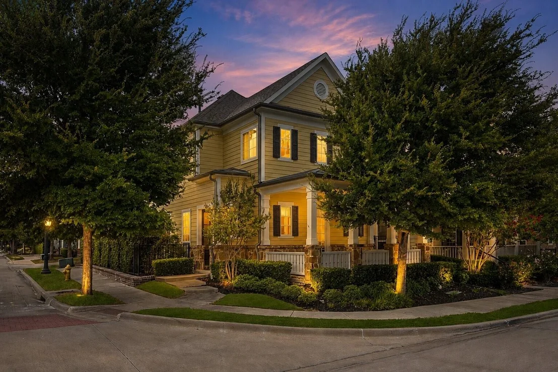 Photo of 779 Cameron Court
