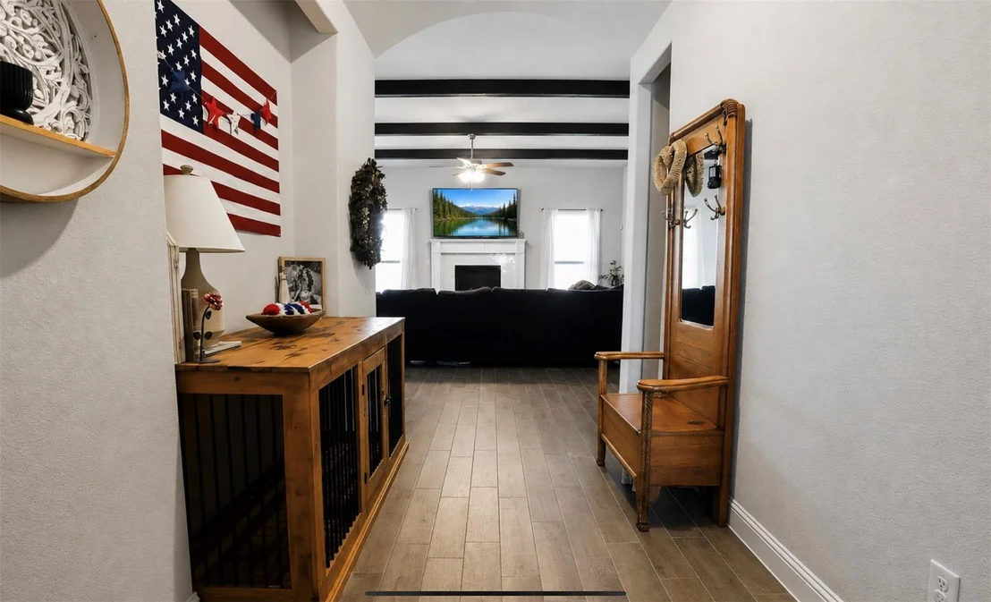 Photo of 910 Park Vista Drive