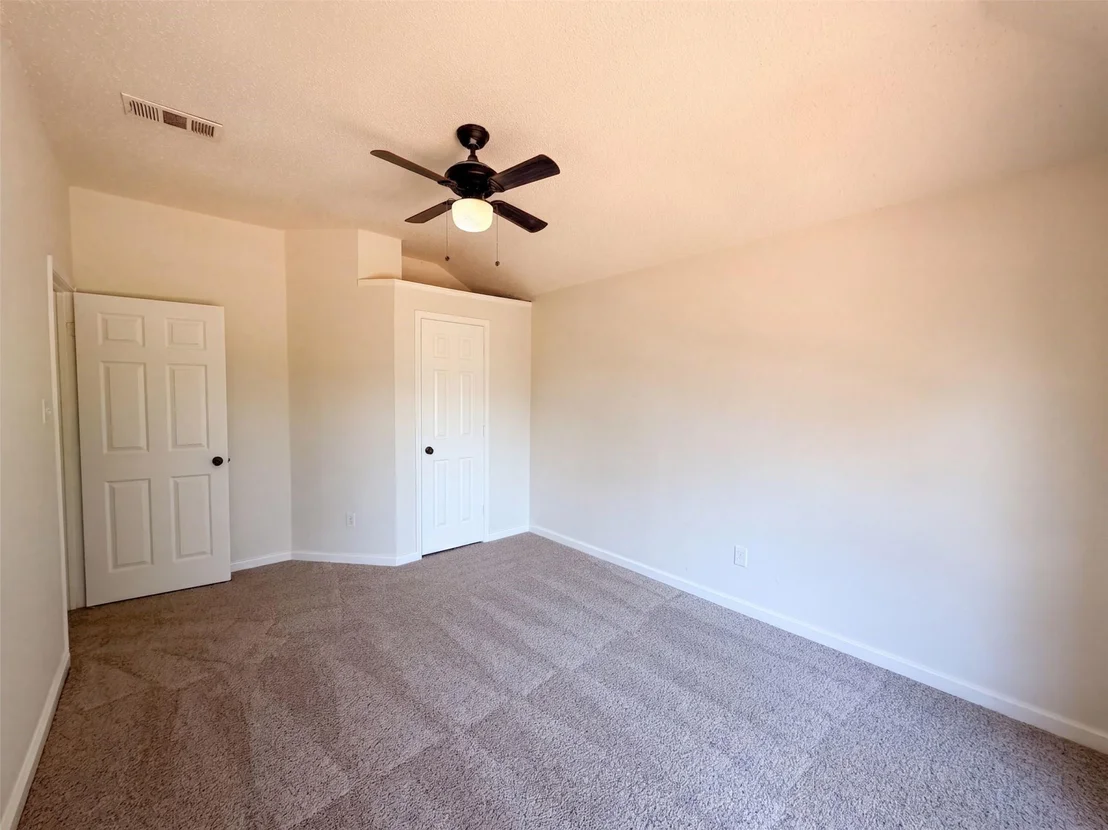 Photo of 2405 Waterloo Lane