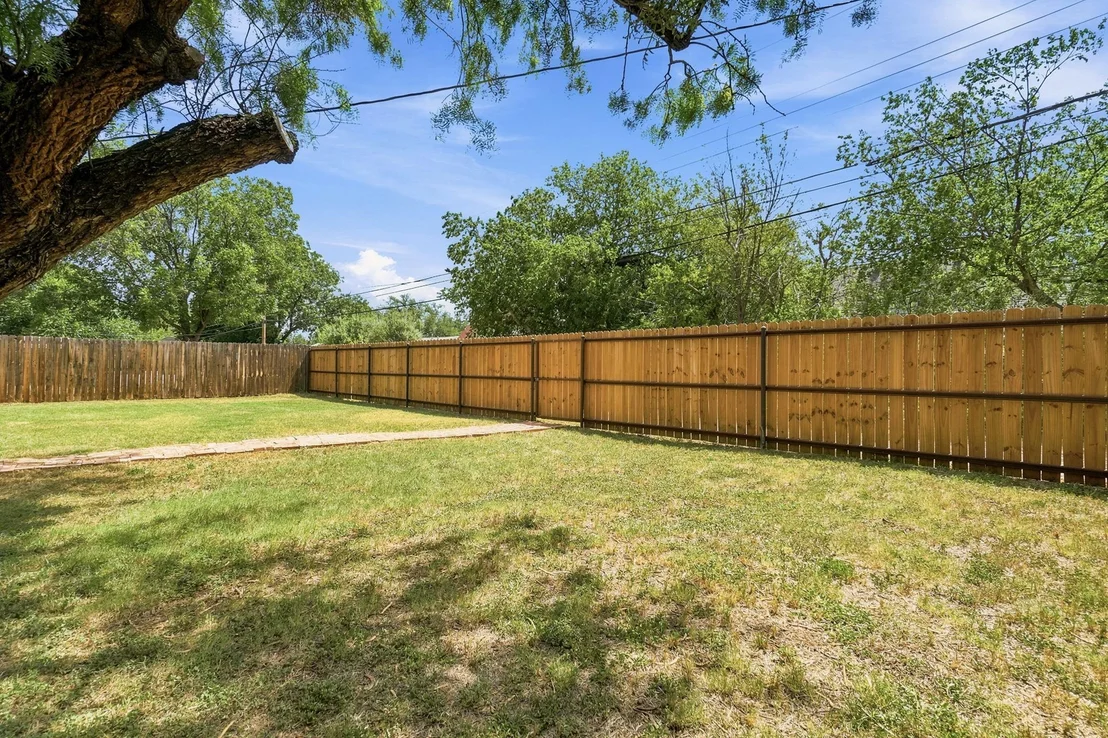 Photo of 1801 Mimosa Drive