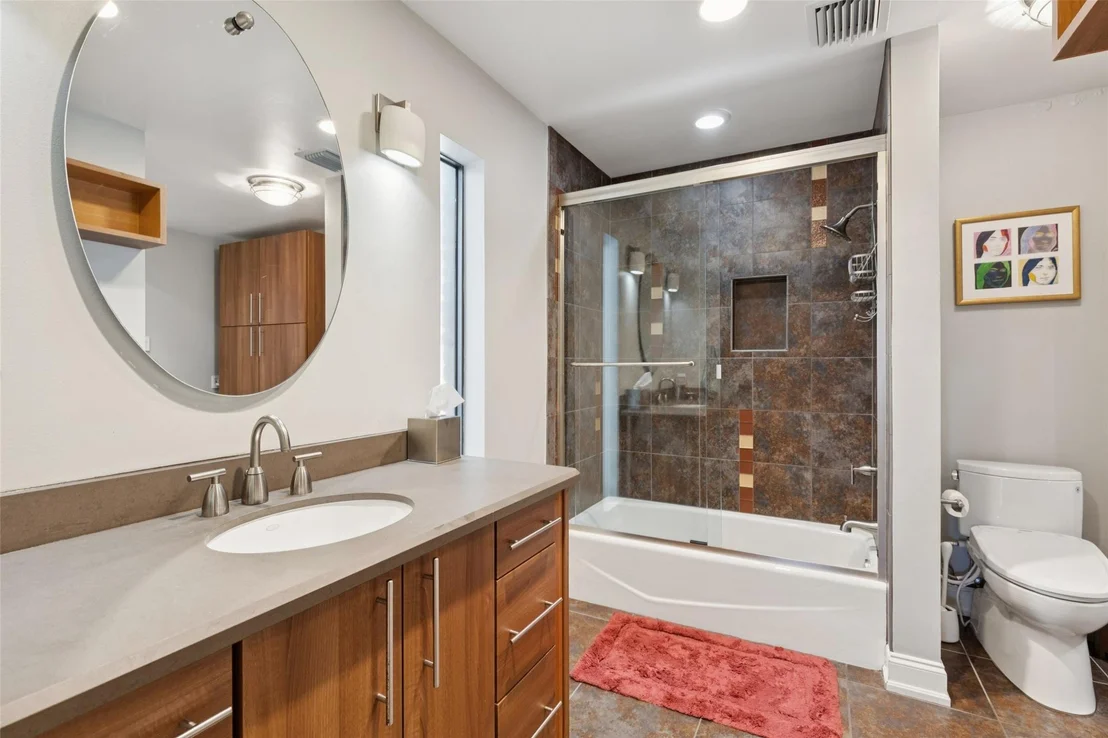 Photo of 7221 Pleasant View Drive