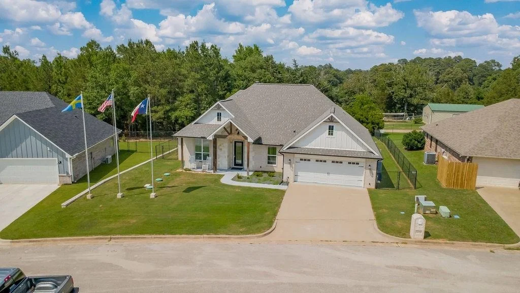 Photo of 24058 Sun Ridge Road
