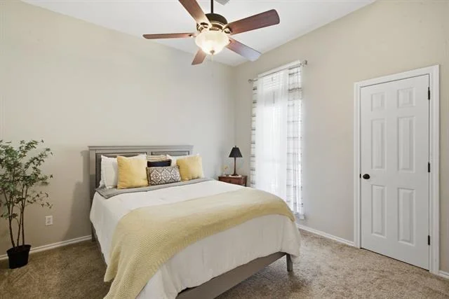 Photo of 1703 Oakmeadow Drive