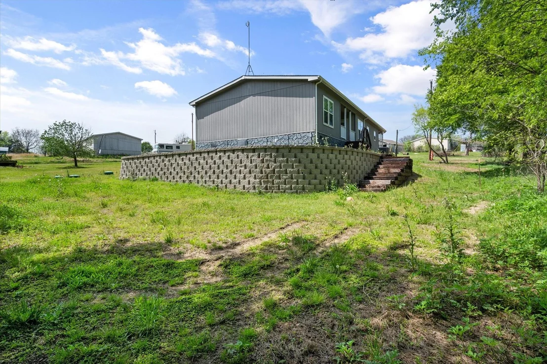 Photo of 136 SE County Road 3048