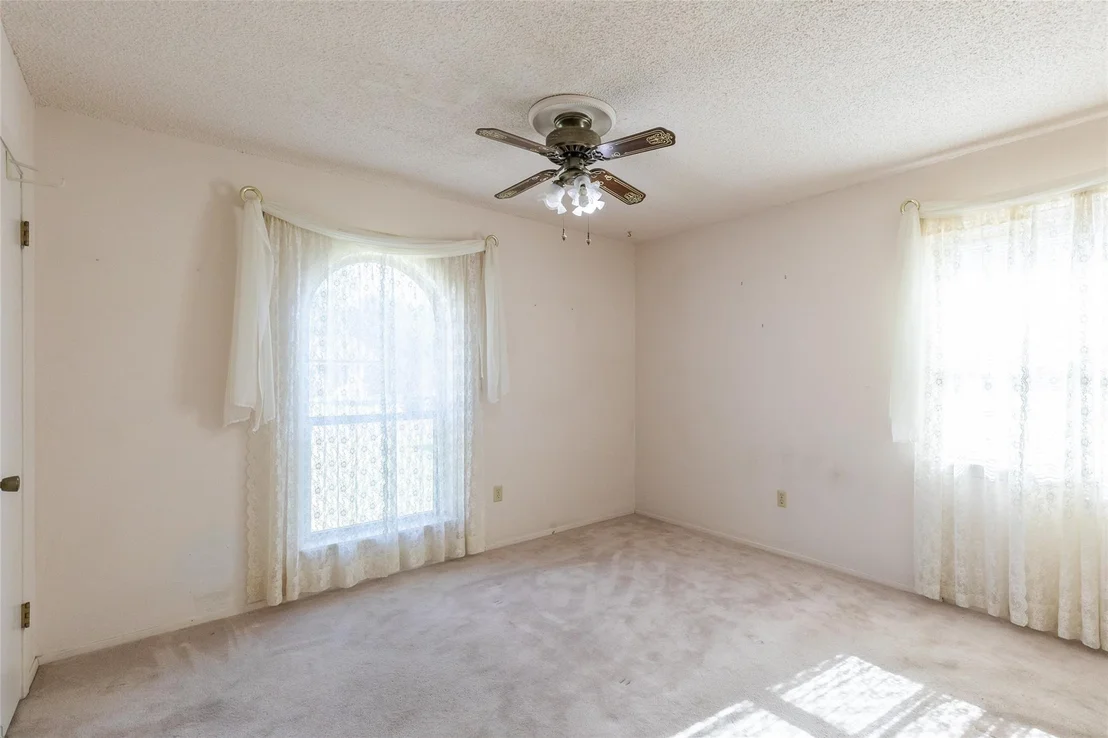 Photo of 5309 Llano Street