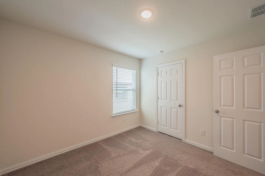 Photo of 433 Rose Avenue