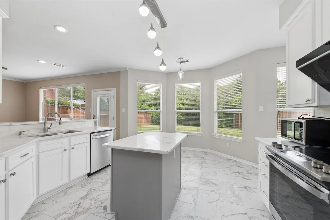 Photo of 937 Parker Drive