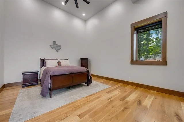 Photo of 127 Lake Bluff Drive
