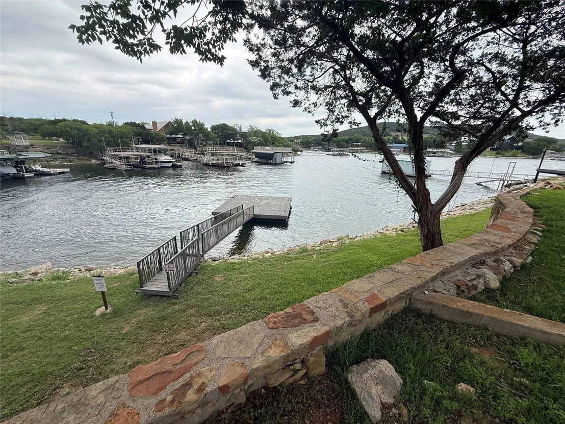 Photo of 11 Breakwater Bend