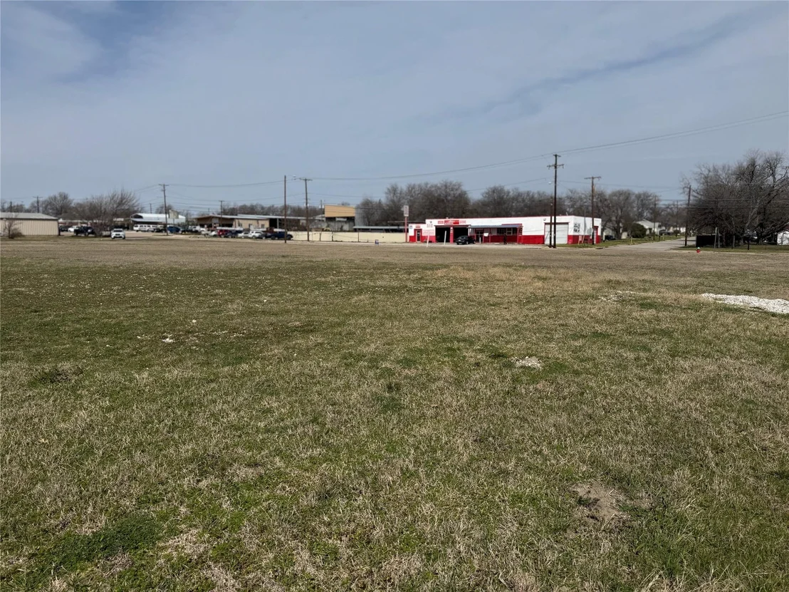 Photo of 7945 White Settlement Road