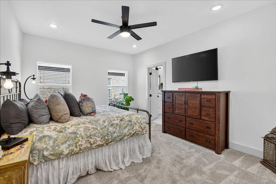 Photo of 206 Parkside Drive