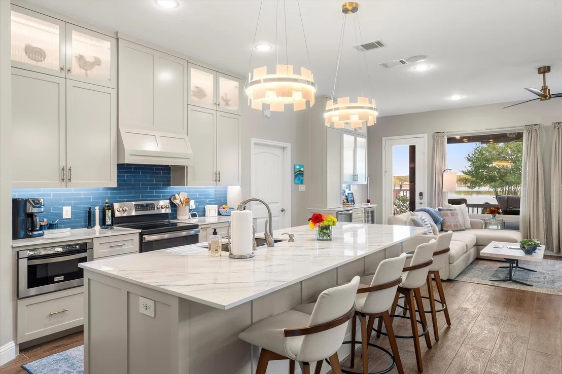 Photo of 13700 Park Harbor Drive
