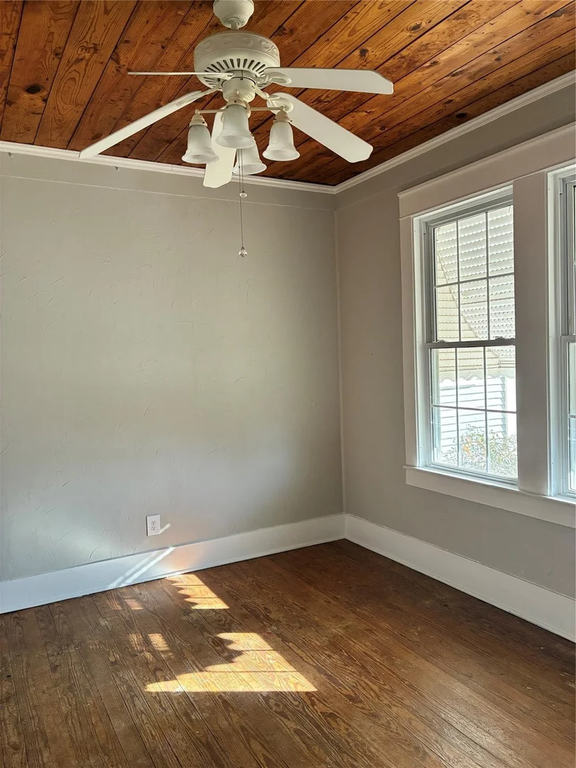 Photo of 109 S West Street