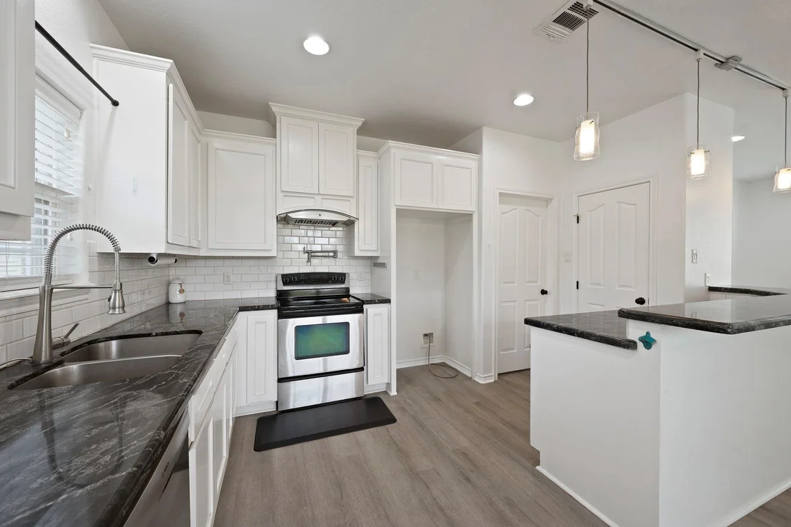 Photo of 2307 Carisbrooke Loop