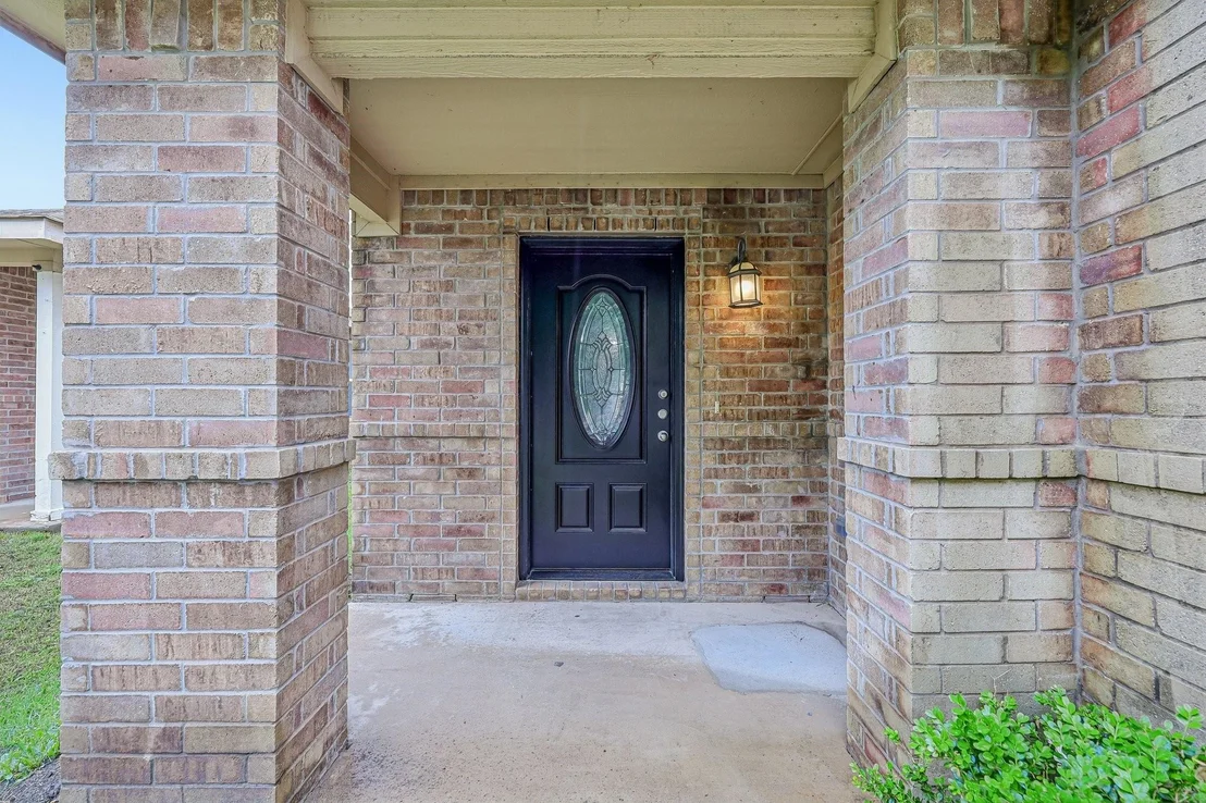 Photo of 8820 Valley River Drive