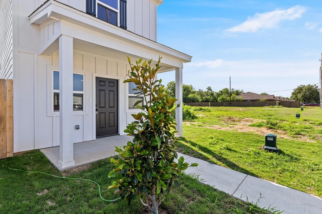 Photo of 84 Crescent