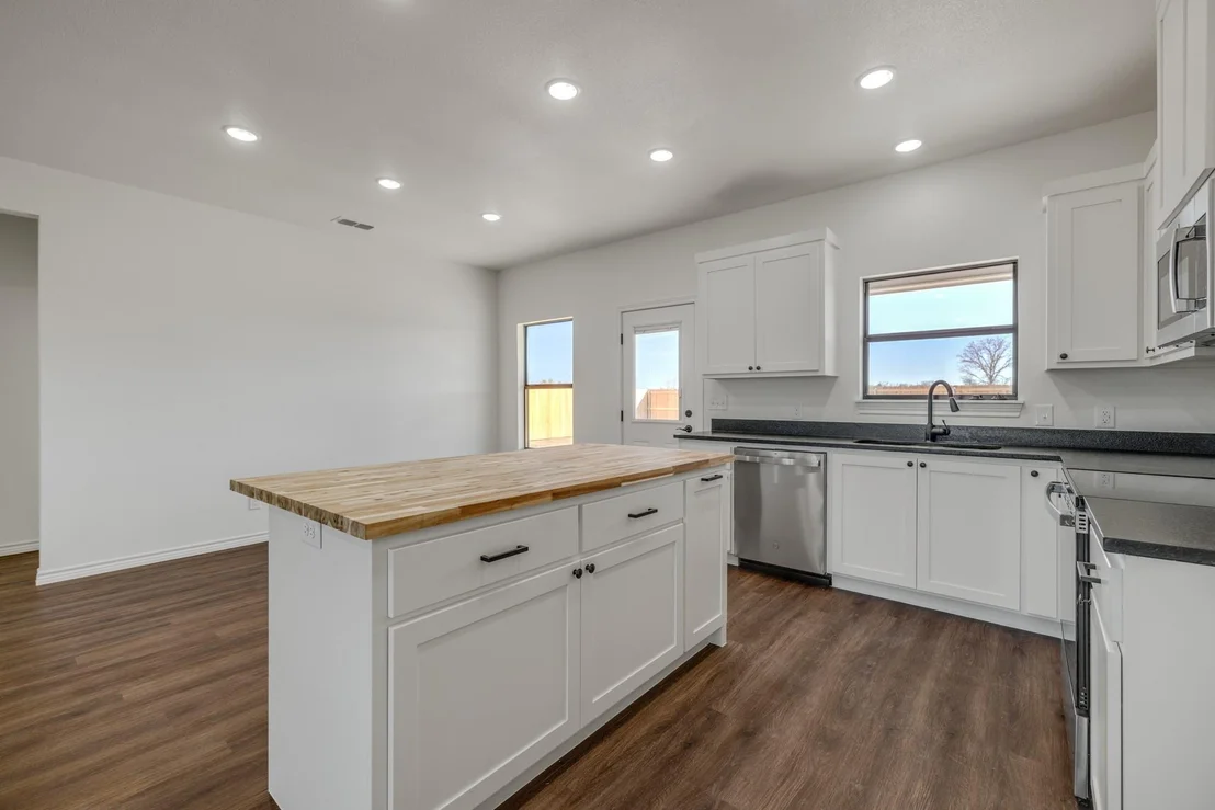 Photo of 900 Ruger Drive