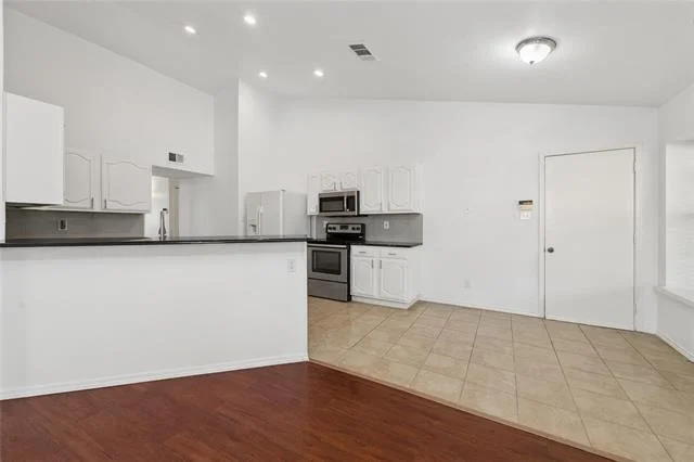 Photo of 543 Guadalupe Drive
