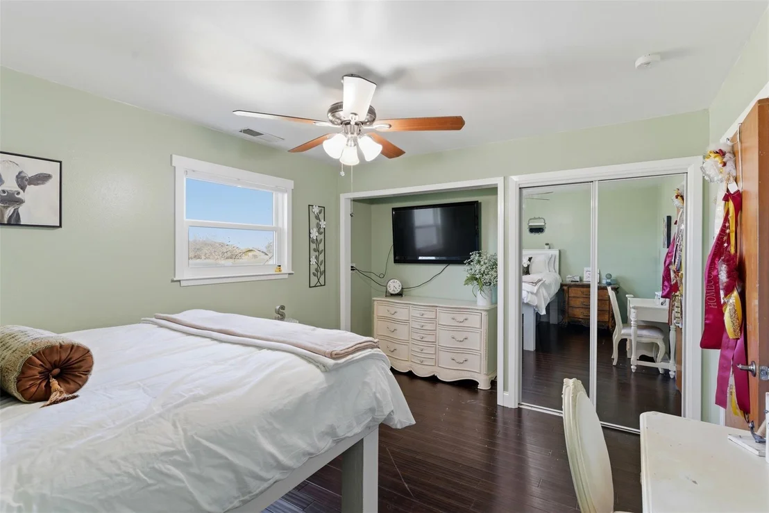 Photo of 1115 County Road 2102