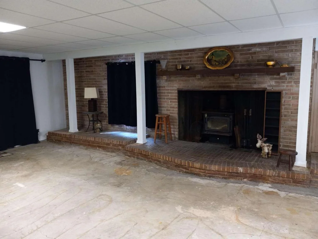 Photo of 2415 Skyline Drive