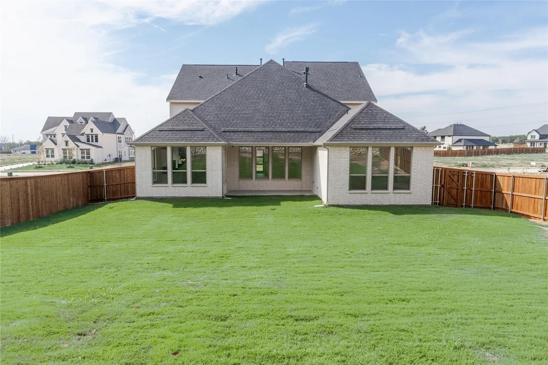 Photo of 10021 Cresent Drive