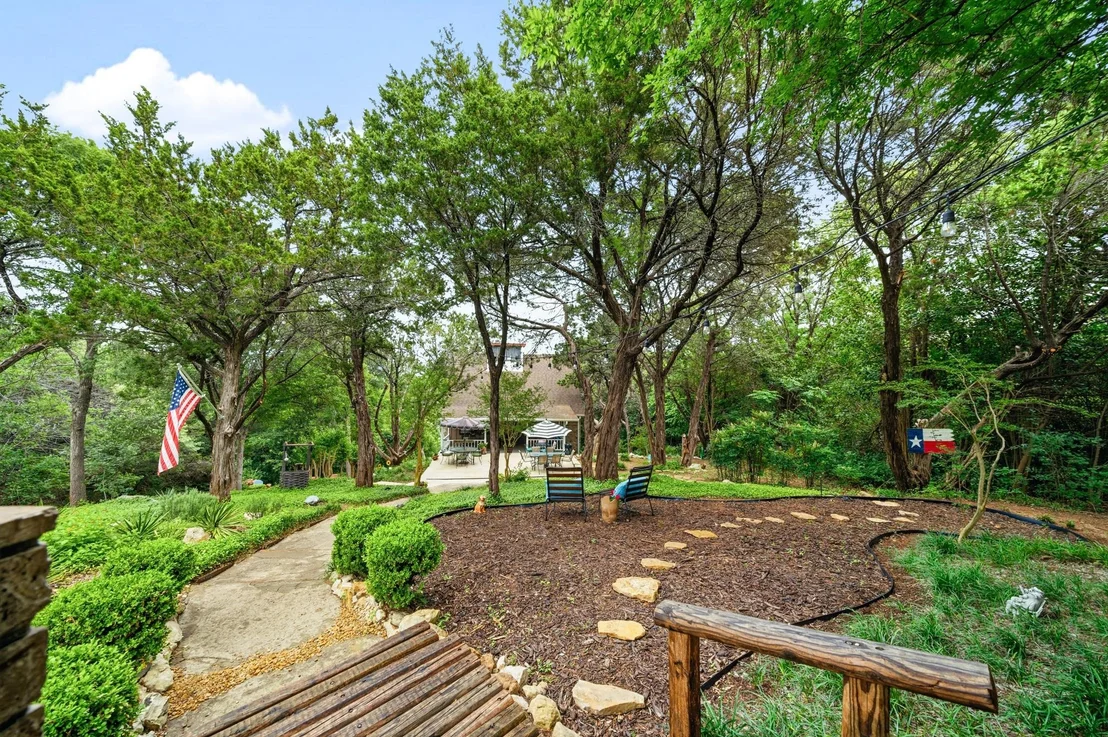 Photo of 172 Giant Cedar Trail