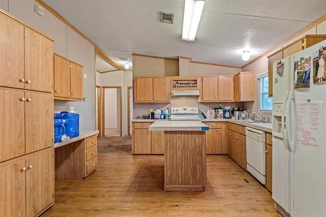 Photo of 14160 Clark Lane