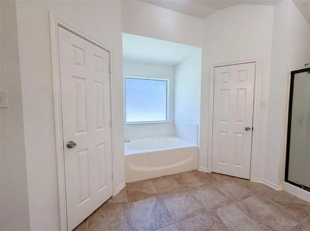 Photo of 825 Adams Drive