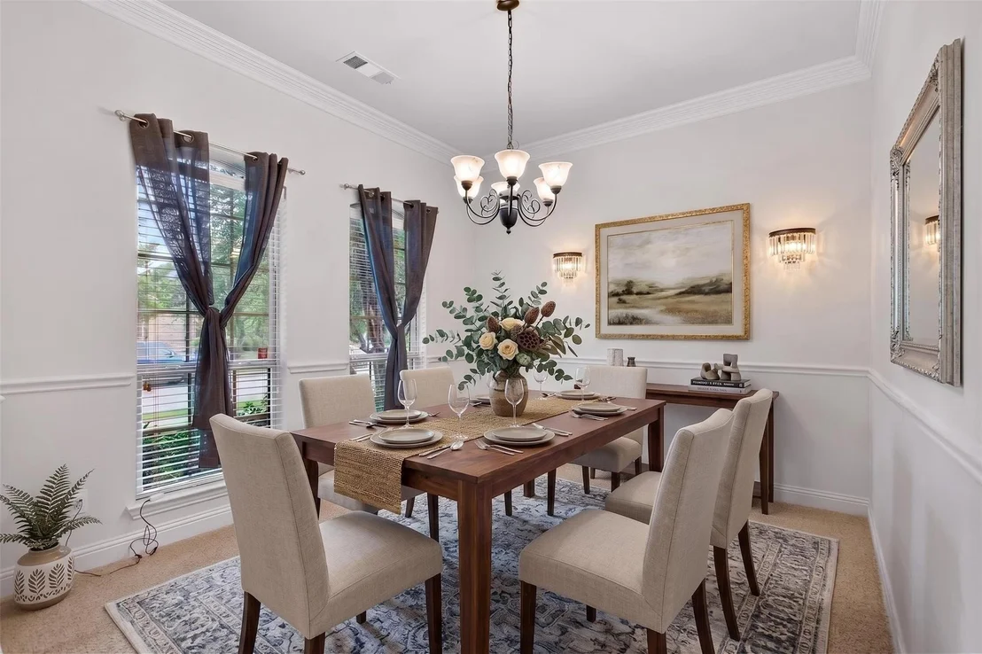 Photo of 1013 Somerset Circle