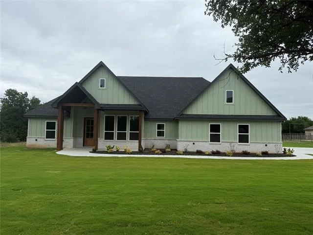 Photo of 4005 Marine Circle
