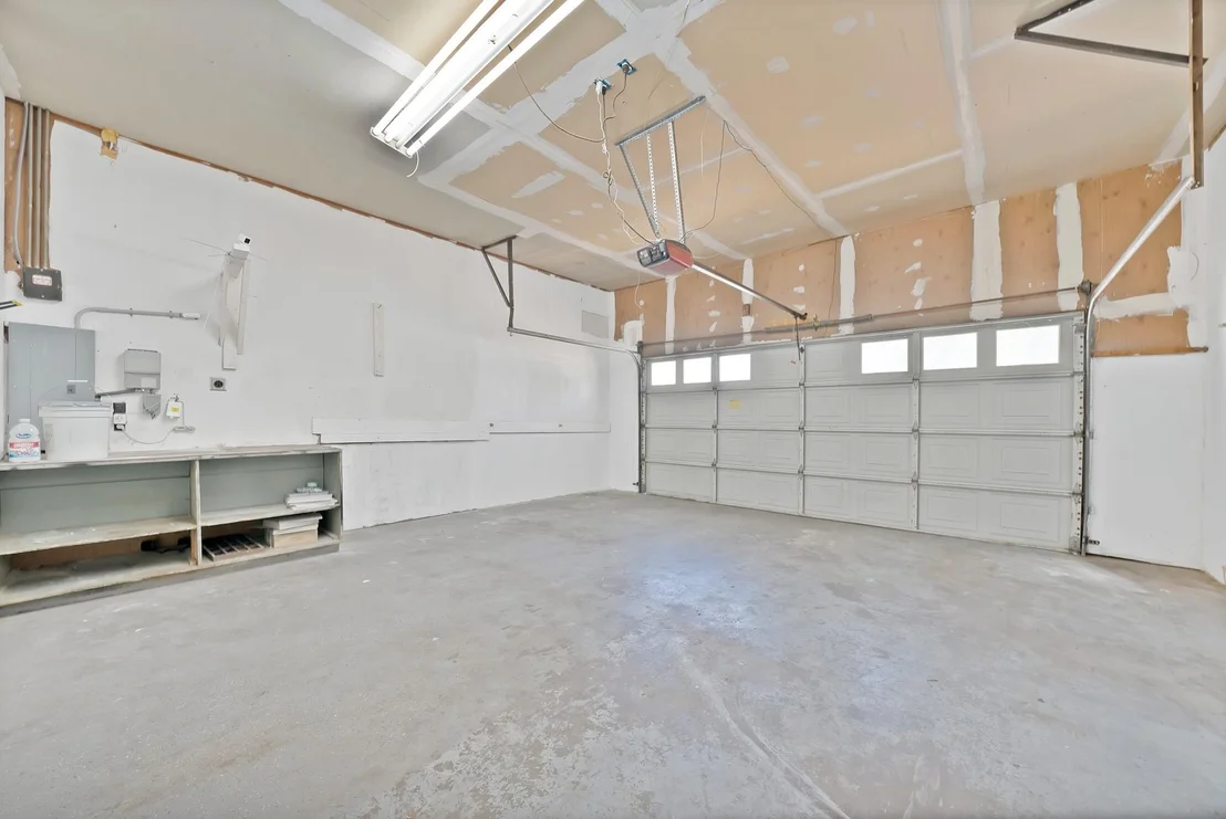 Photo of 1003 Brookhollow Drive